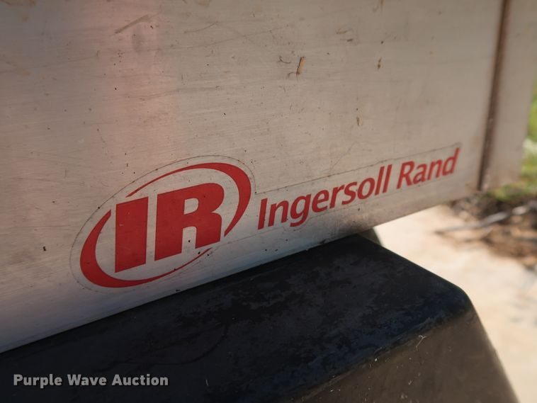 image for item DG4152 2008 Club Car Turf Carryall 2