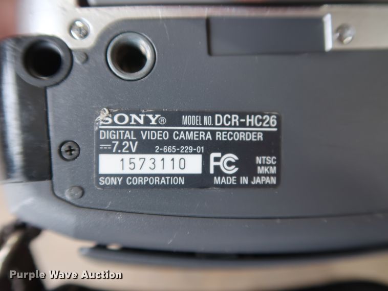 image for item DG4155 Cameras and video recording equipment