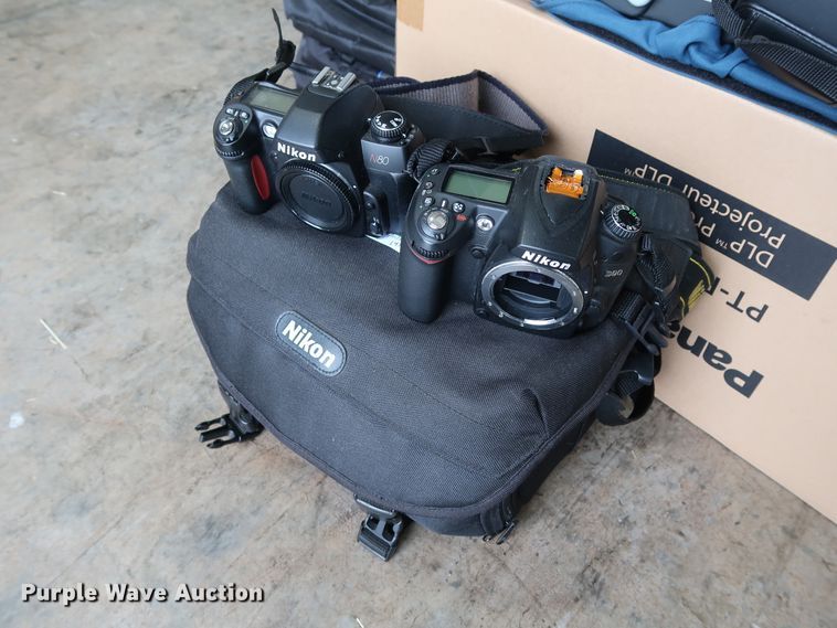 image for item DG4155 Cameras and video recording equipment