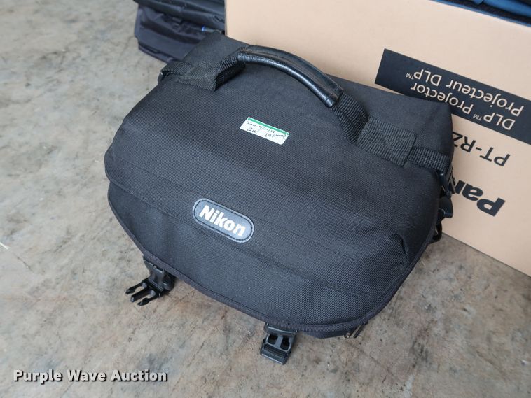 image for item DG4155 Cameras and video recording equipment