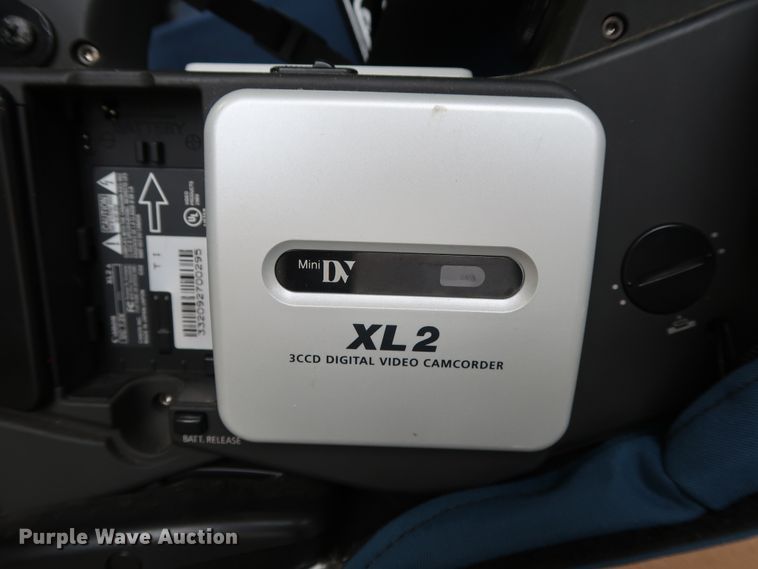 image for item DG4155 Cameras and video recording equipment