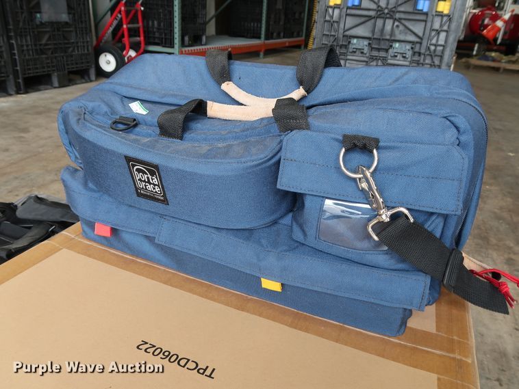 image for item DG4155 Cameras and video recording equipment