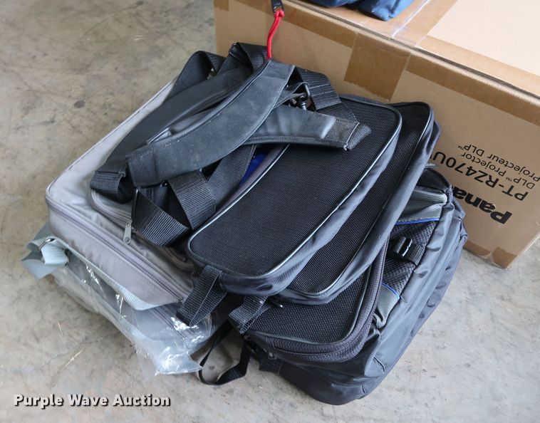 image for item DG4155 Cameras and video recording equipment