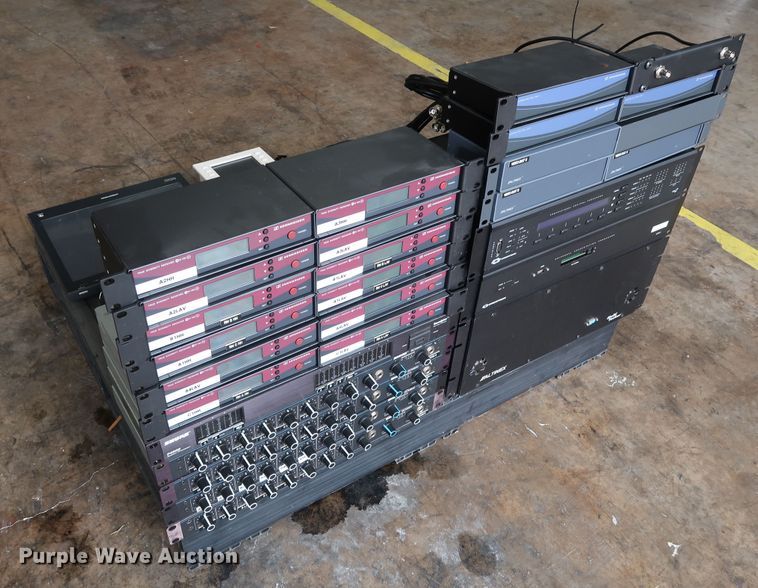 image for item DG4156 Radio communications and processing equipment