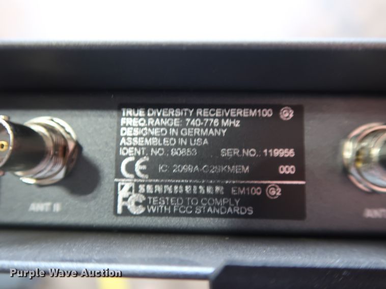 image for item DG4156 Radio communications and processing equipment