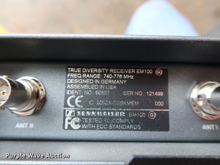 image for item DG4156 Radio communications and processing equipment