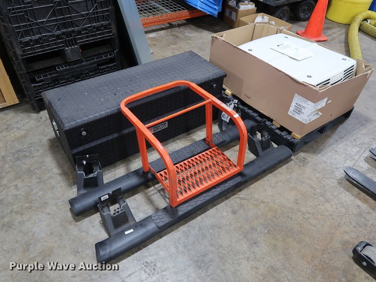 image for item DG4162 Automotive accessories and tools