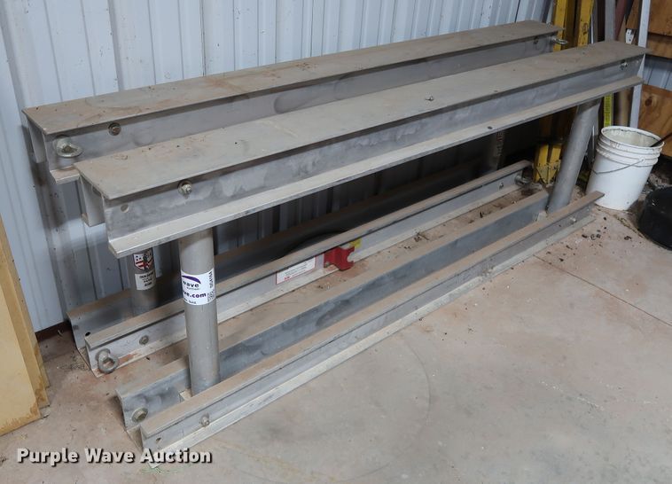 image for item DG4164 (2) Allied Tren-Shore 34/56 aluminum hydraulic trench shoring systems