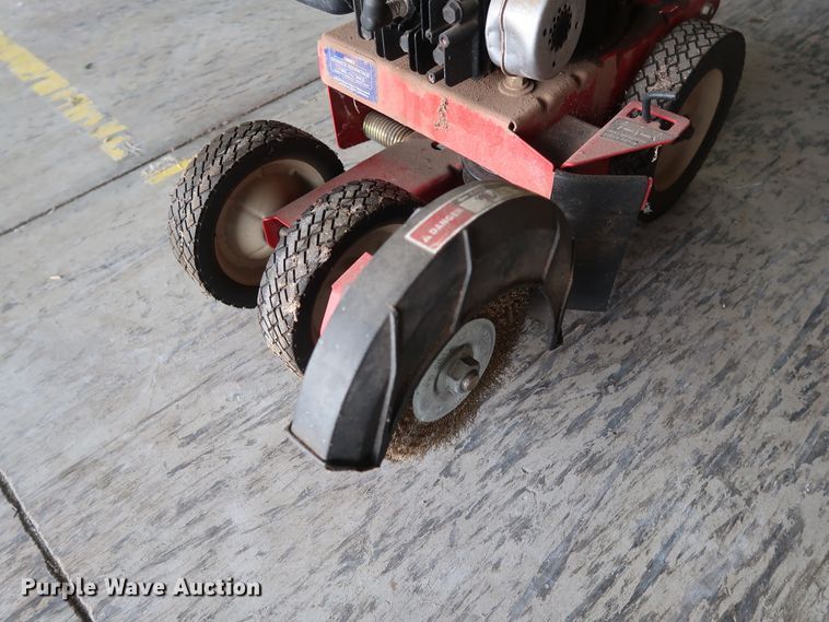 image for item DG4167 Lawn and garden equipment