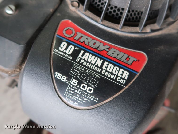 image for item DG4167 Lawn and garden equipment