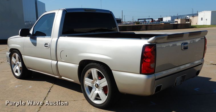 image for item DH3509 2005 Chevrolet Silverado 1500 pickup truck