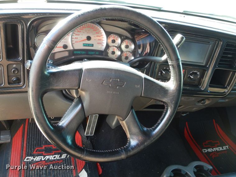 image for item DH3509 2005 Chevrolet Silverado 1500 pickup truck