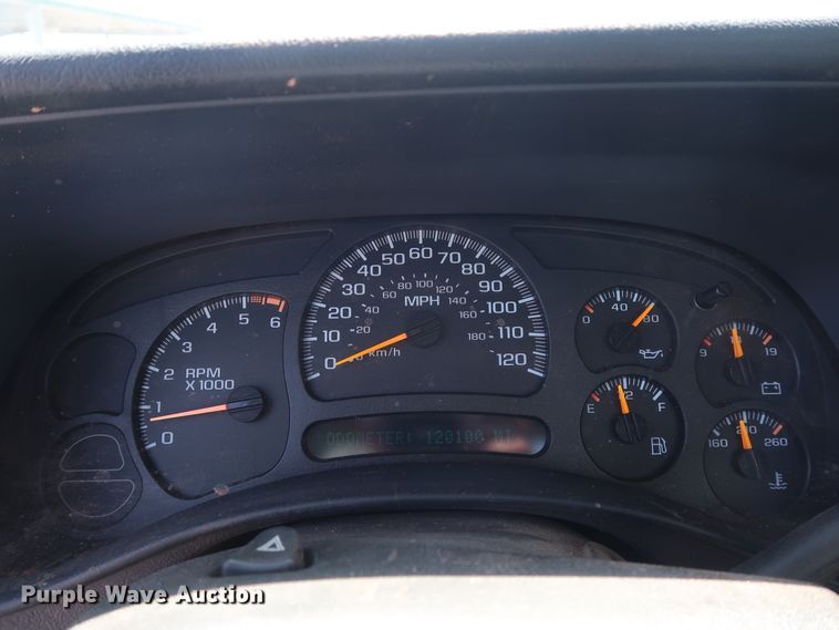 image for item DH3511 2005 Chevrolet Silverado 1500 pickup truck