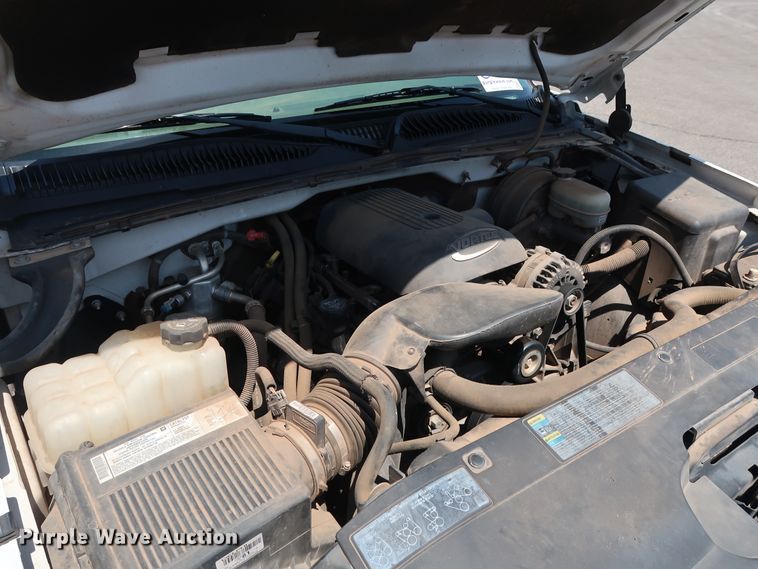 image for item DH3511 2005 Chevrolet Silverado 1500 pickup truck