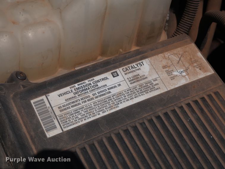 image for item DH3511 2005 Chevrolet Silverado 1500 pickup truck