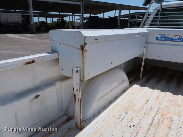 image for item DH3511 2005 Chevrolet Silverado 1500 pickup truck