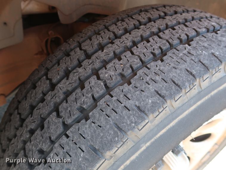 image for item DH3511 2005 Chevrolet Silverado 1500 pickup truck