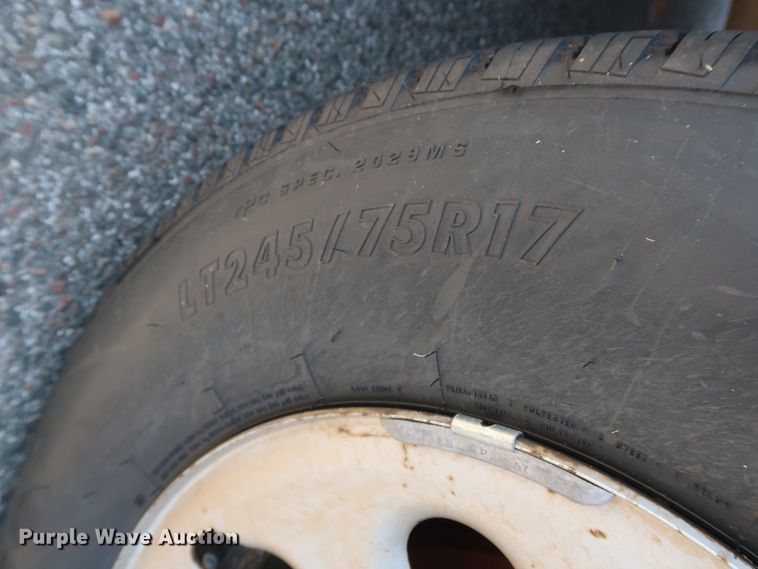 image for item DH3511 2005 Chevrolet Silverado 1500 pickup truck