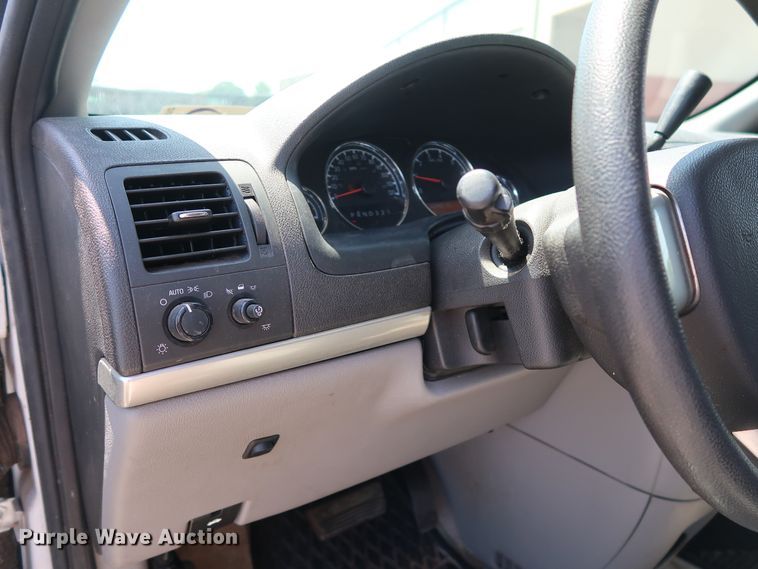 image for item DH3512 2008 Chevrolet Uplander LS van