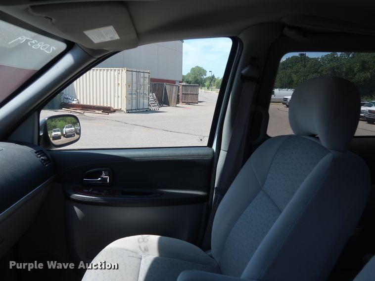 image for item DH3512 2008 Chevrolet Uplander LS van