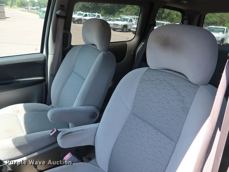 image for item DH3512 2008 Chevrolet Uplander LS van