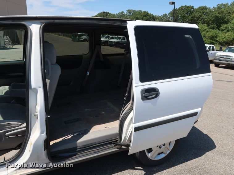 image for item DH3512 2008 Chevrolet Uplander LS van
