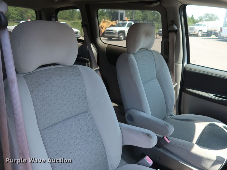 image for item DH3512 2008 Chevrolet Uplander LS van