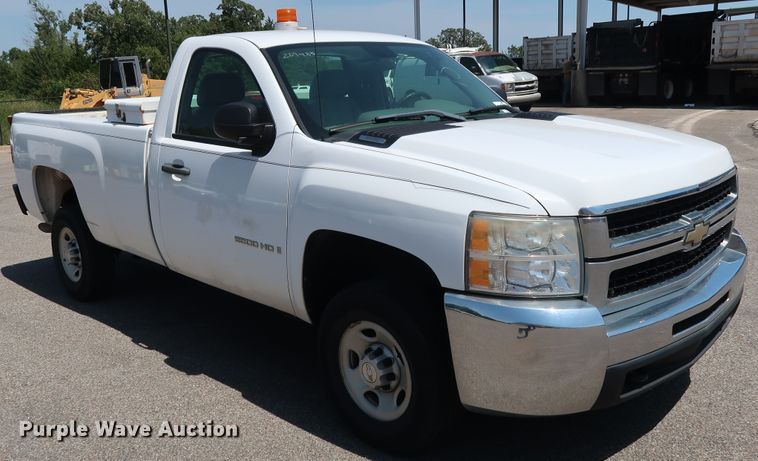 image for item DH3513 2009 Chevrolet Silverado 2500HD pickup truck