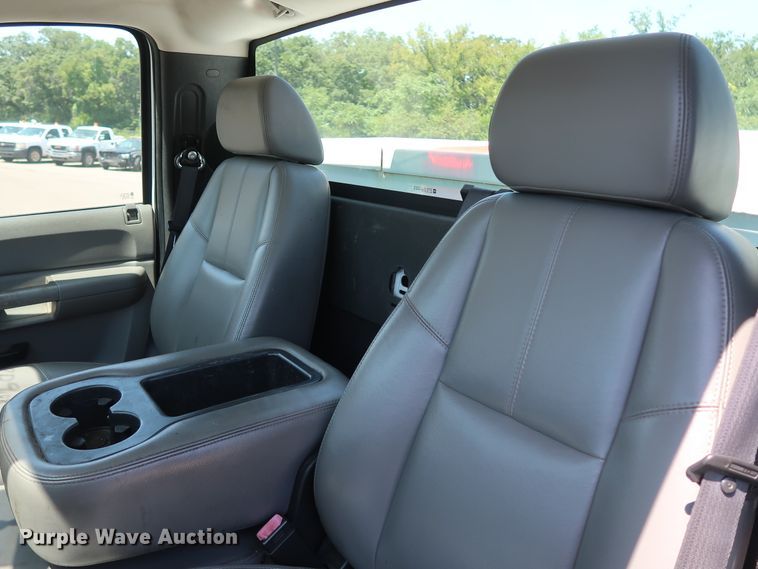 image for item DH3513 2009 Chevrolet Silverado 2500HD pickup truck