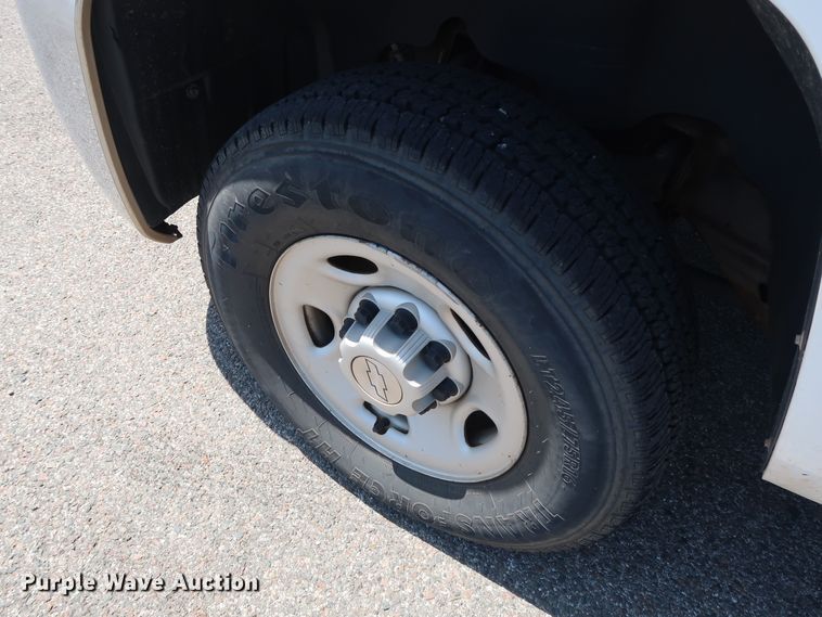 image for item DH3513 2009 Chevrolet Silverado 2500HD pickup truck