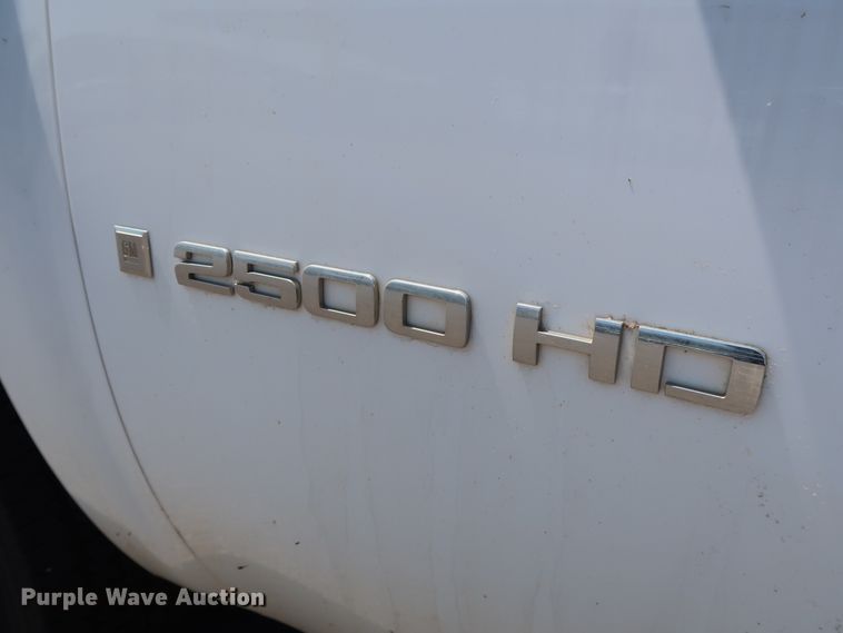 image for item DH3513 2009 Chevrolet Silverado 2500HD pickup truck