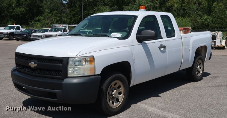 image for item DH3514 2008 Chevrolet Silverado 1500 Ext. Cab pickup truck