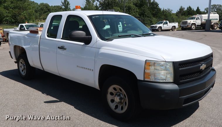 image for item DH3514 2008 Chevrolet Silverado 1500 Ext. Cab pickup truck