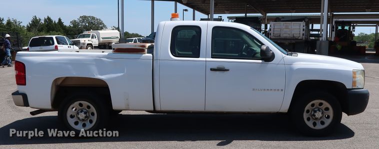 image for item DH3514 2008 Chevrolet Silverado 1500 Ext. Cab pickup truck