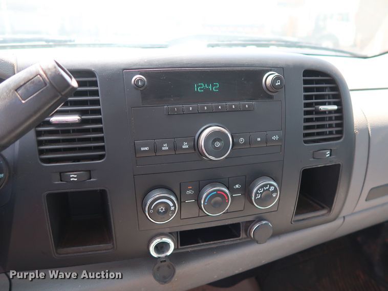 image for item DH3514 2008 Chevrolet Silverado 1500 Ext. Cab pickup truck