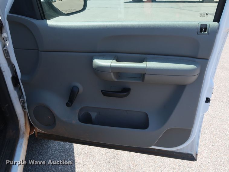 image for item DH3514 2008 Chevrolet Silverado 1500 Ext. Cab pickup truck