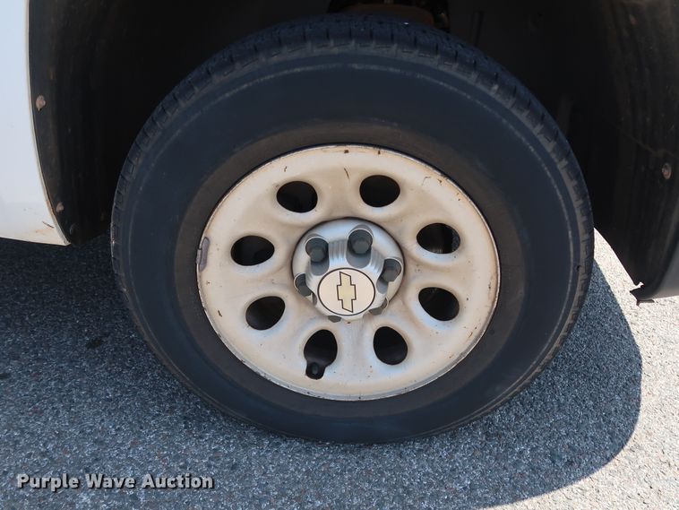 image for item DH3514 2008 Chevrolet Silverado 1500 Ext. Cab pickup truck