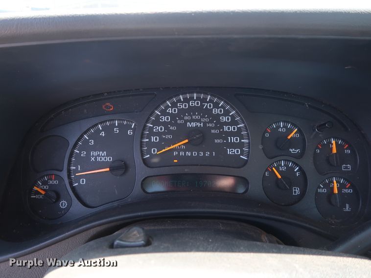 image for item DH3515 2006 GMC Sierra 2500HD pickup truck