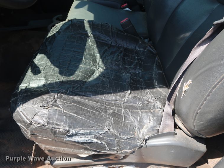 image for item DH3515 2006 GMC Sierra 2500HD pickup truck