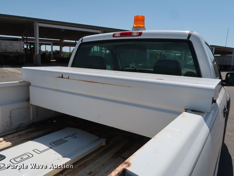 image for item DH3515 2006 GMC Sierra 2500HD pickup truck