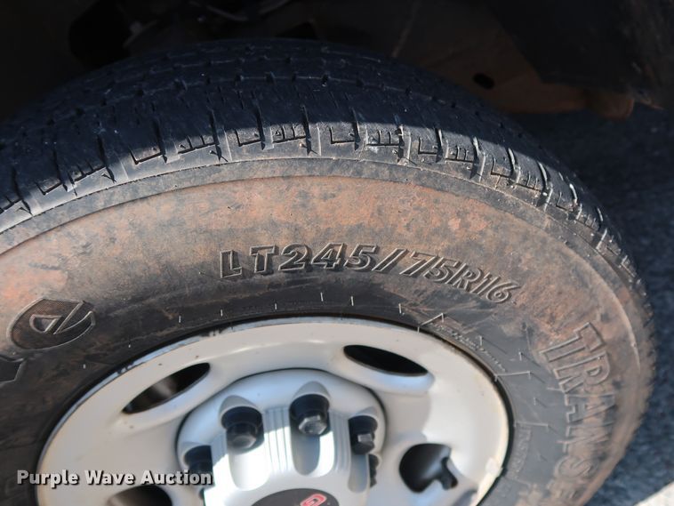 image for item DH3515 2006 GMC Sierra 2500HD pickup truck