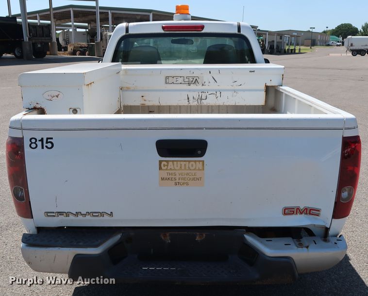 image for item DH3518 2005 GMC Canyon pickup truck