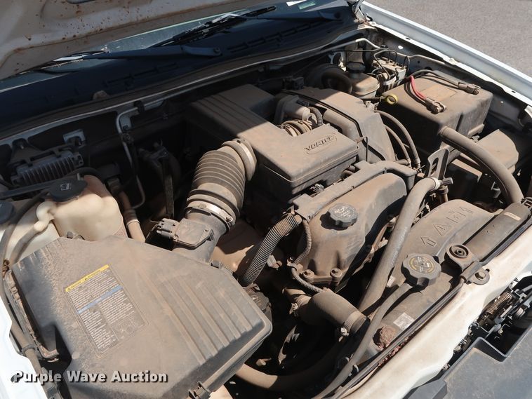 image for item DH3518 2005 GMC Canyon pickup truck