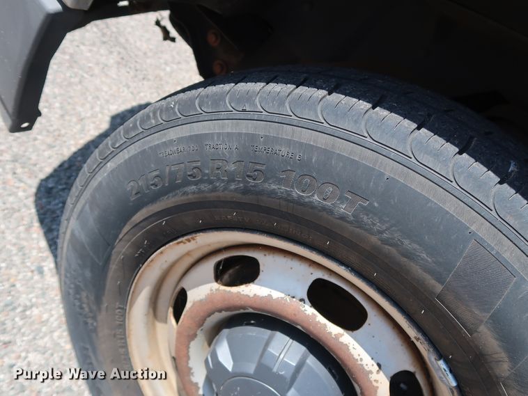 image for item DH3518 2005 GMC Canyon pickup truck