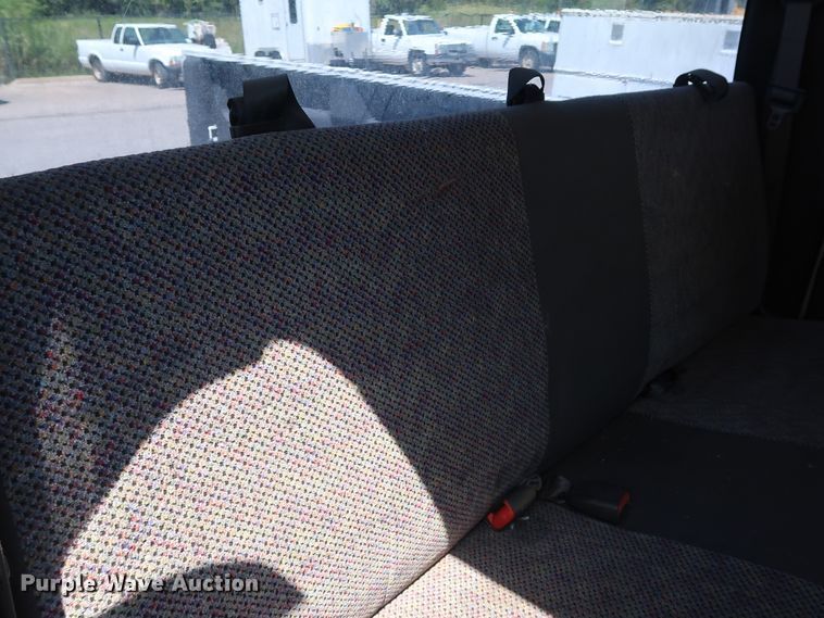 image for item DH3519 2001 Dodge Ram 2500 Quad Cab pickup truck