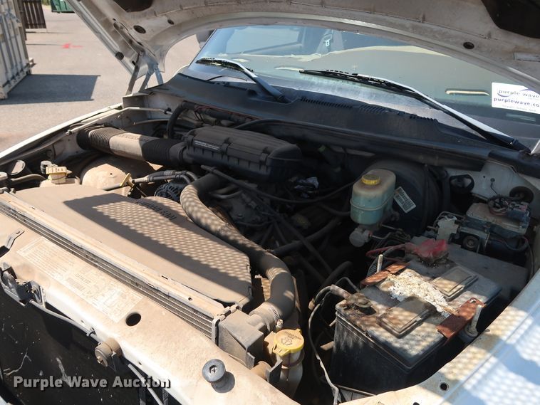 image for item DH3519 2001 Dodge Ram 2500 Quad Cab pickup truck