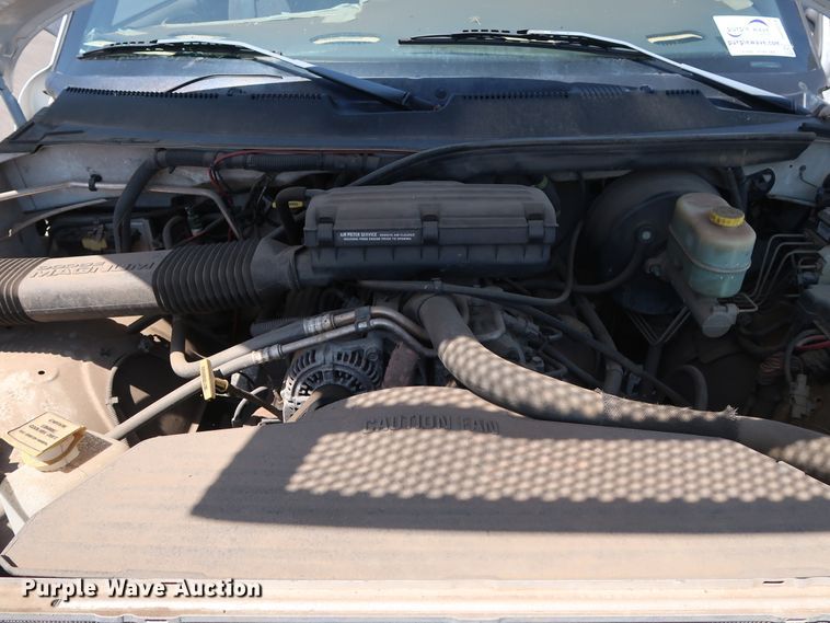 image for item DH3519 2001 Dodge Ram 2500 Quad Cab pickup truck