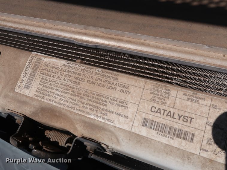 image for item DH3519 2001 Dodge Ram 2500 Quad Cab pickup truck