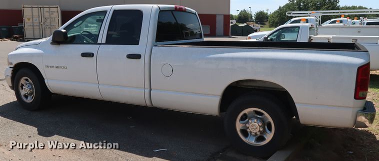image for item DH3520 2003 Dodge Ram 2500 Quad Cab pickup truck