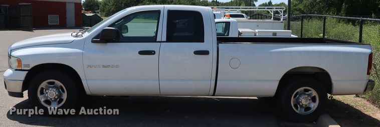 image for item DH3520 2003 Dodge Ram 2500 Quad Cab pickup truck